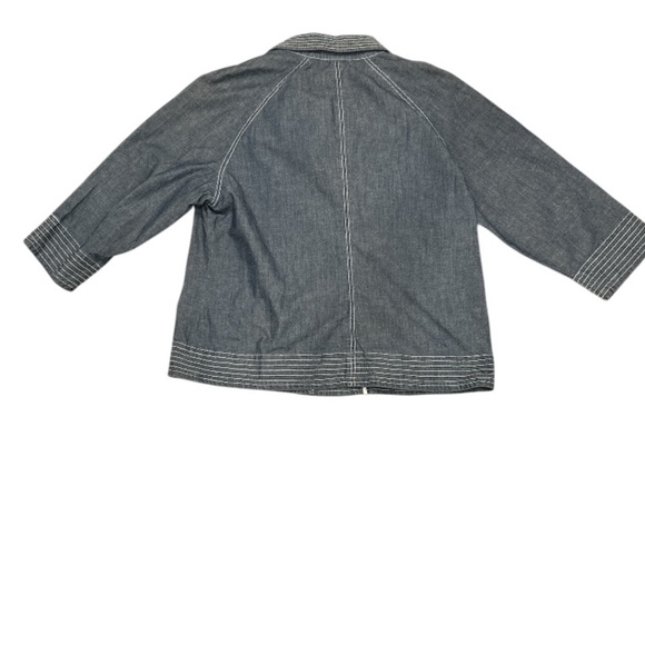 Chico's Light Weight Lt Blue Jacket, White Stitching Notched collar, size 8. EUC - Picture 2 of 7